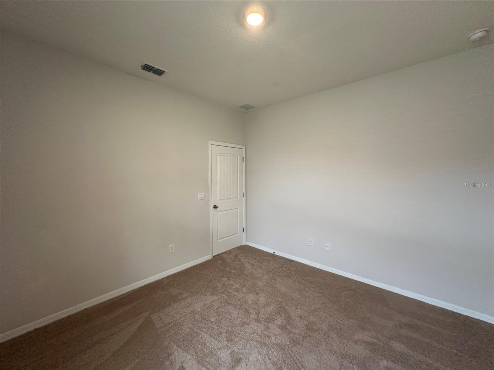 Image 10 of 33 For 17910 Hither Hills Circle