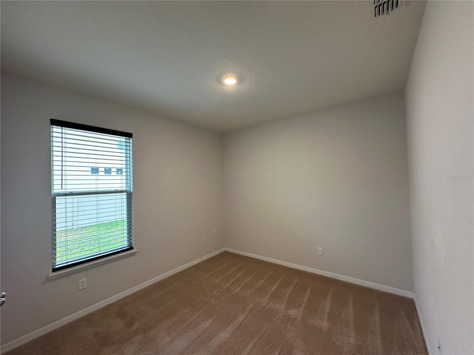 Image 18 of 33 For 17910 Hither Hills Circle