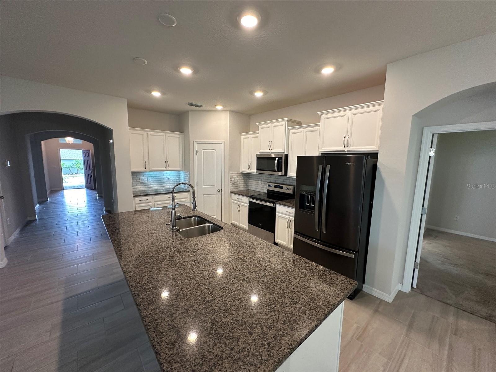 Image 8 of 33 For 17910 Hither Hills Circle