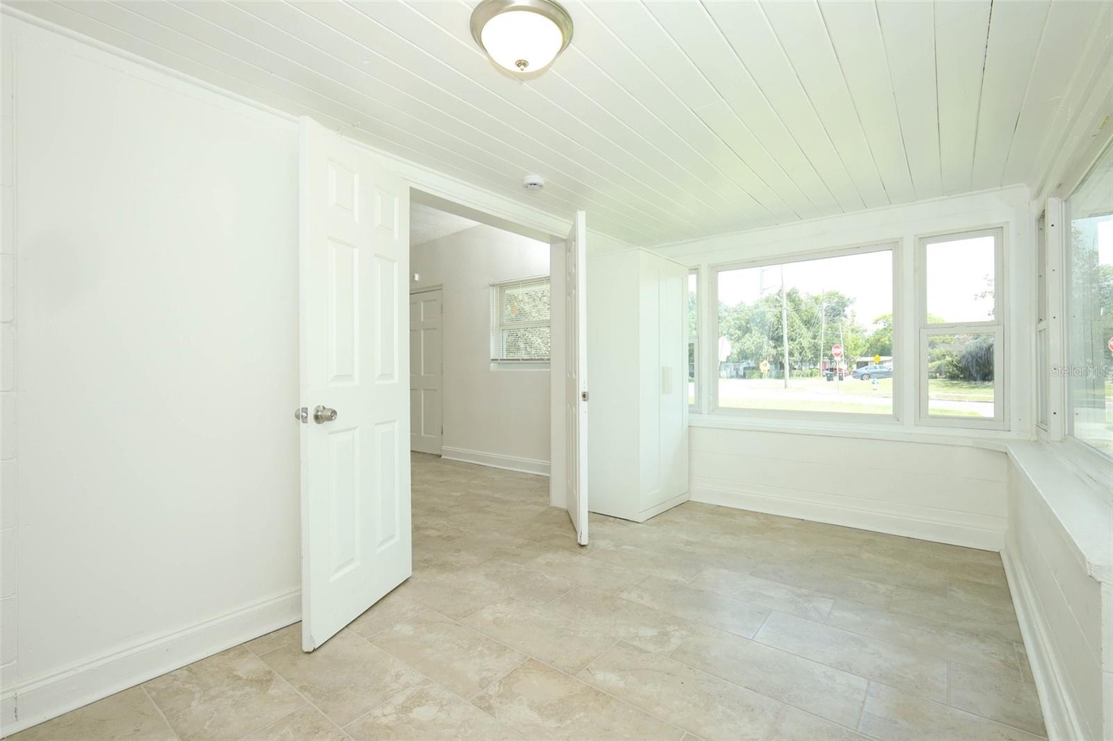 Image 19 of 49 For 1200 Ferndell Road