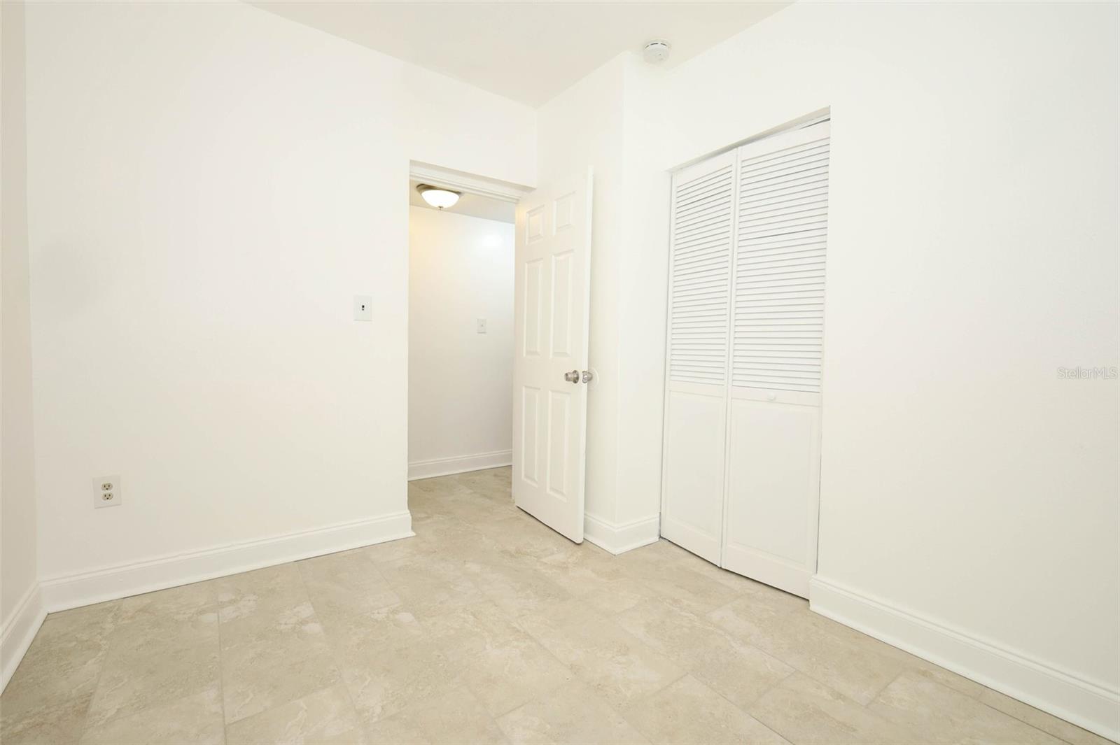 Image 32 of 49 For 1200 Ferndell Road
