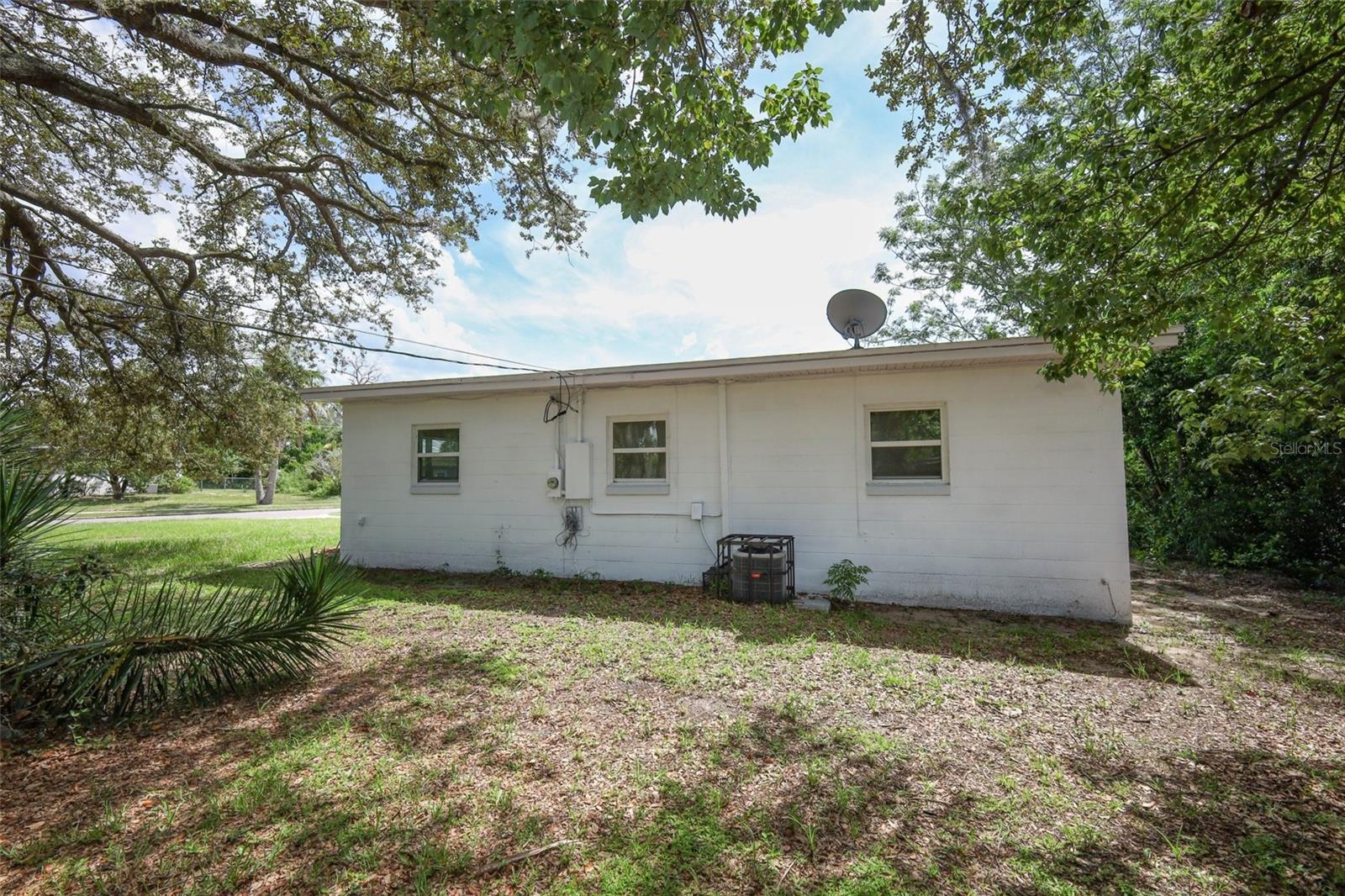 Image 33 of 49 For 1200 Ferndell Road