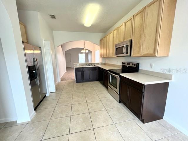 Image 10 of 39 For 16404 Cedar Crest Drive