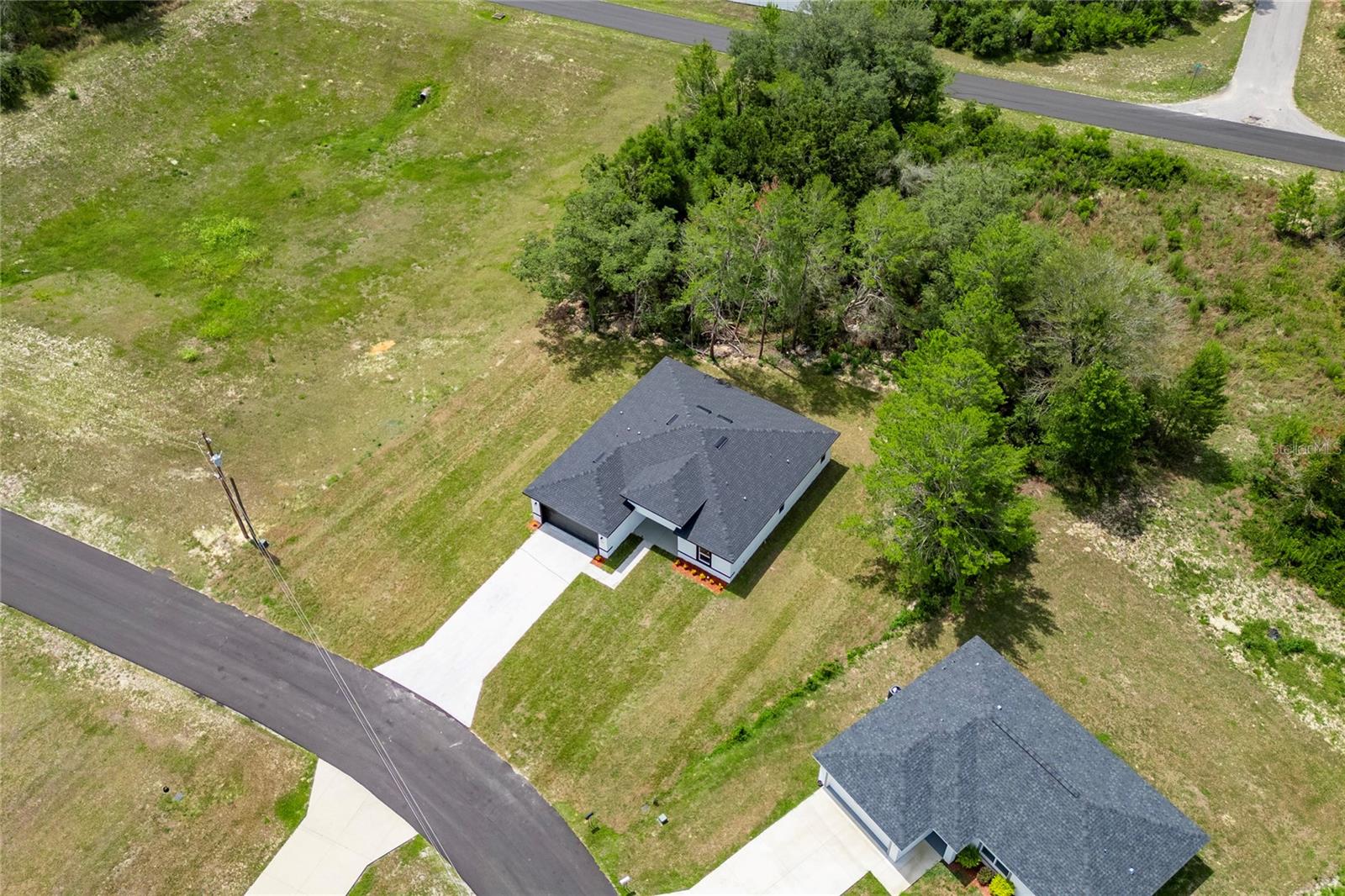 Image 3 of 39 For 16852 41st Avenue Road