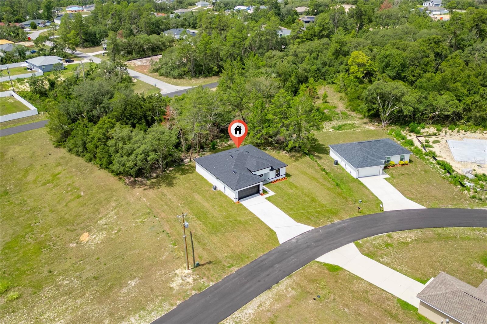 Image 35 of 39 For 16852 41st Avenue Road