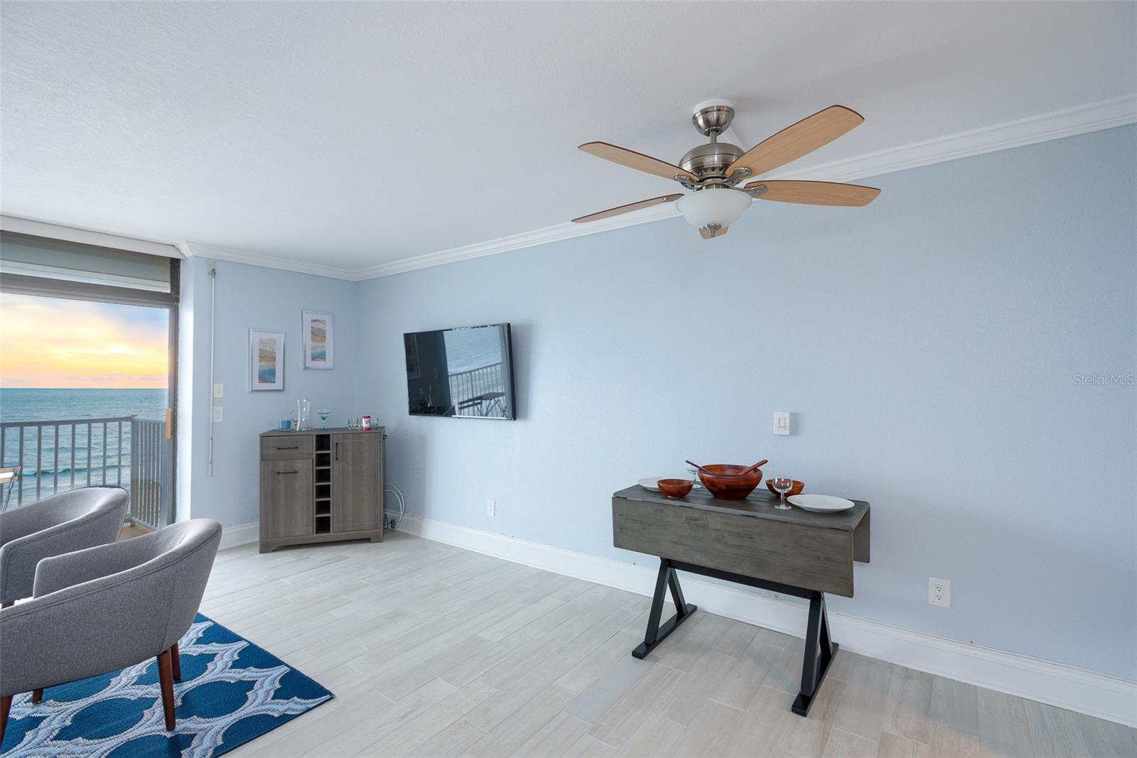 Image 14 of 32 For 18650 Gulf Boulevard 604