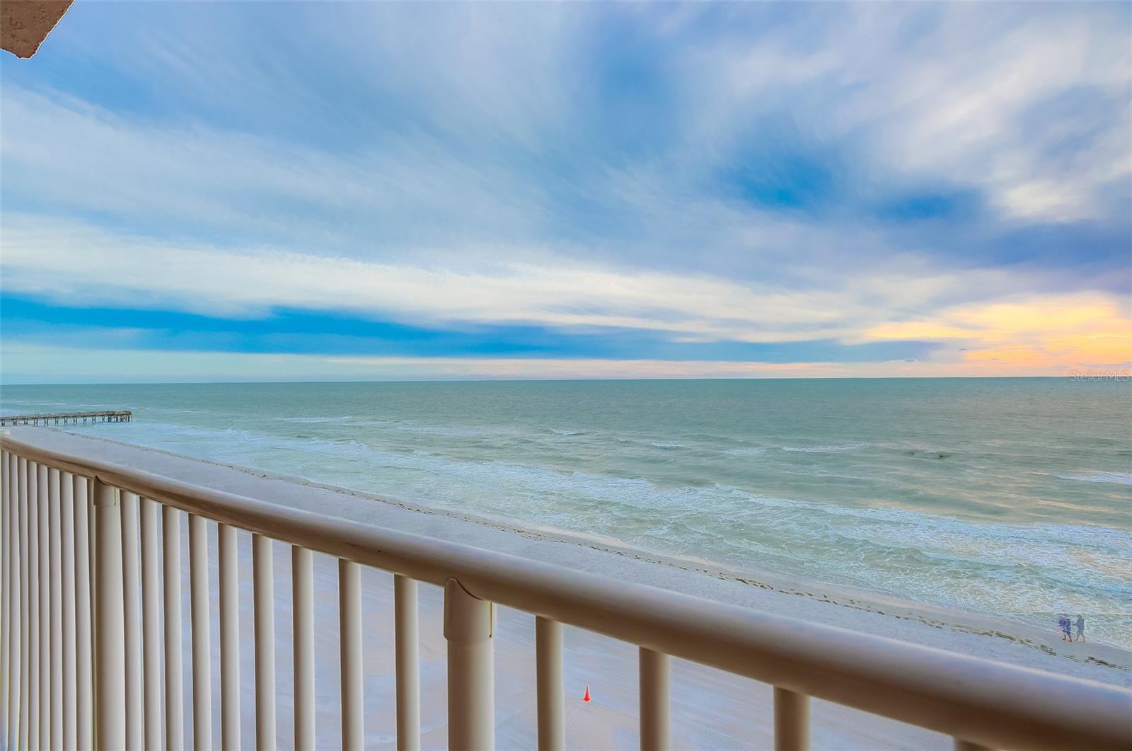 Image 17 of 32 For 18650 Gulf Boulevard 604