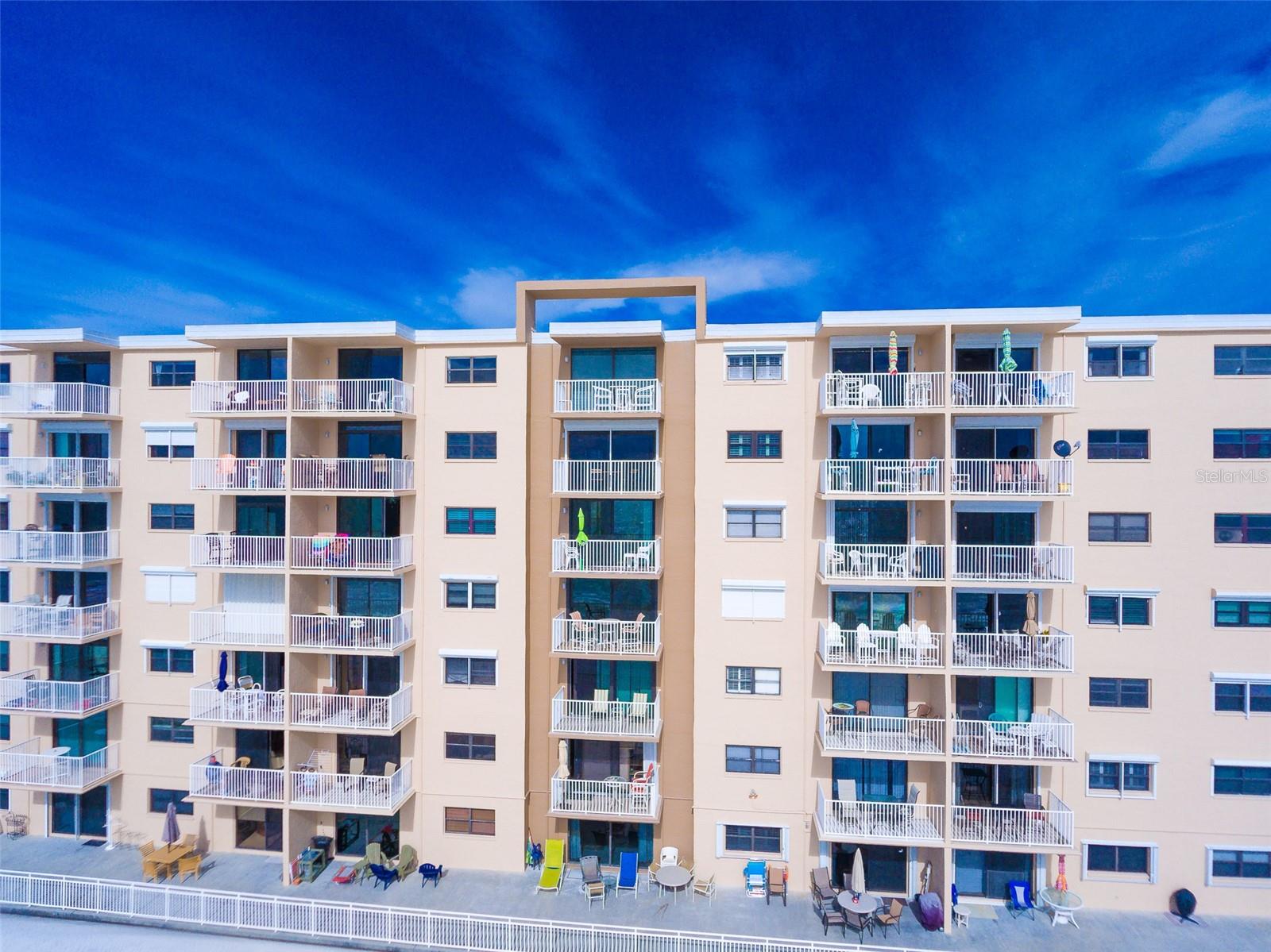 Image 23 of 32 For 18650 Gulf Boulevard 604