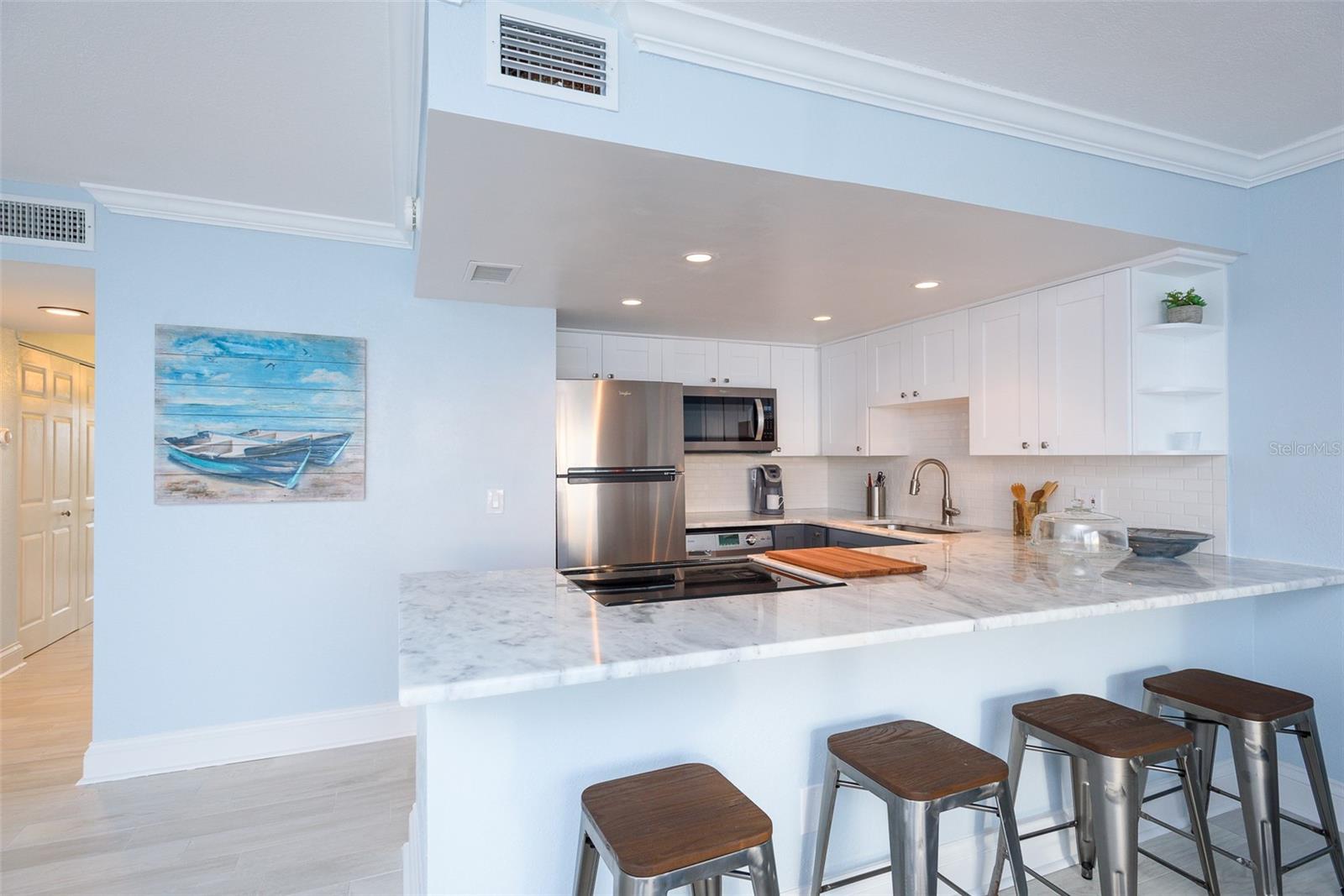 Image 9 of 32 For 18650 Gulf Boulevard 604