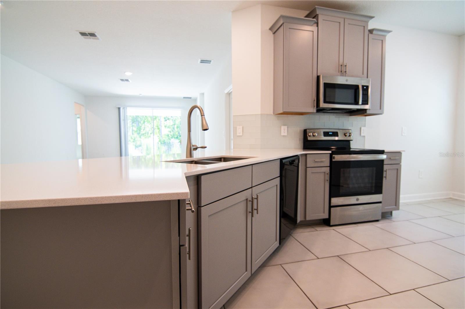 Image 29 of 58 For 2946 Camden Way