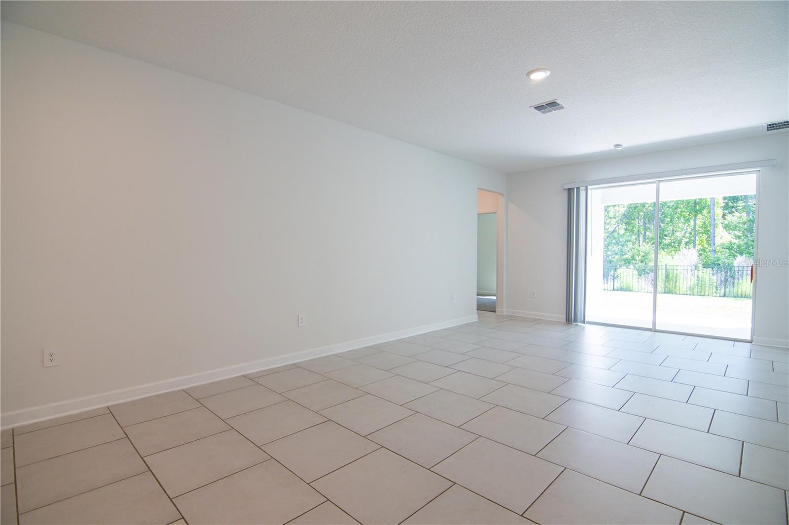 Image 34 of 58 For 2946 Camden Way