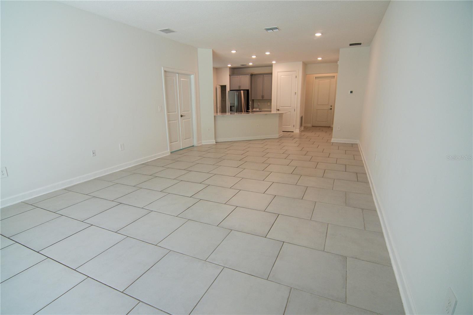 Image 37 of 58 For 2946 Camden Way