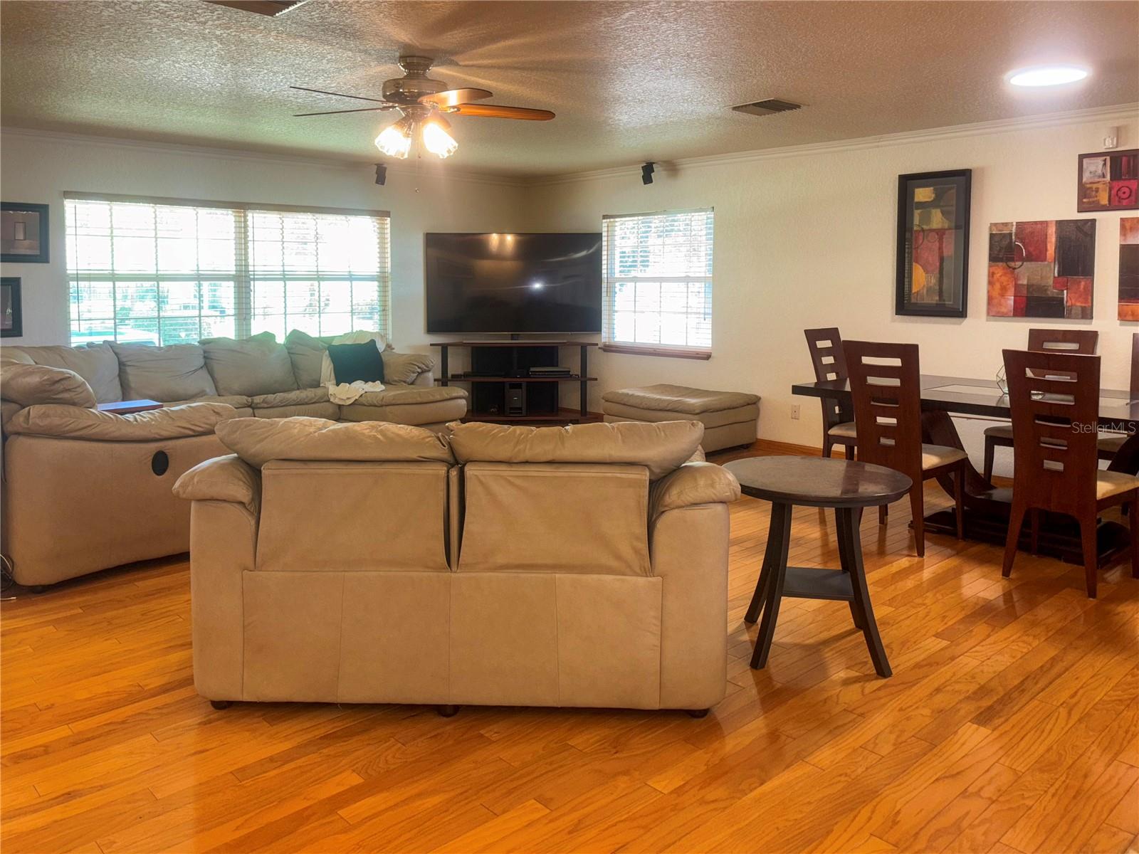 Image 4 of 46 For 8632 Tarragon Drive