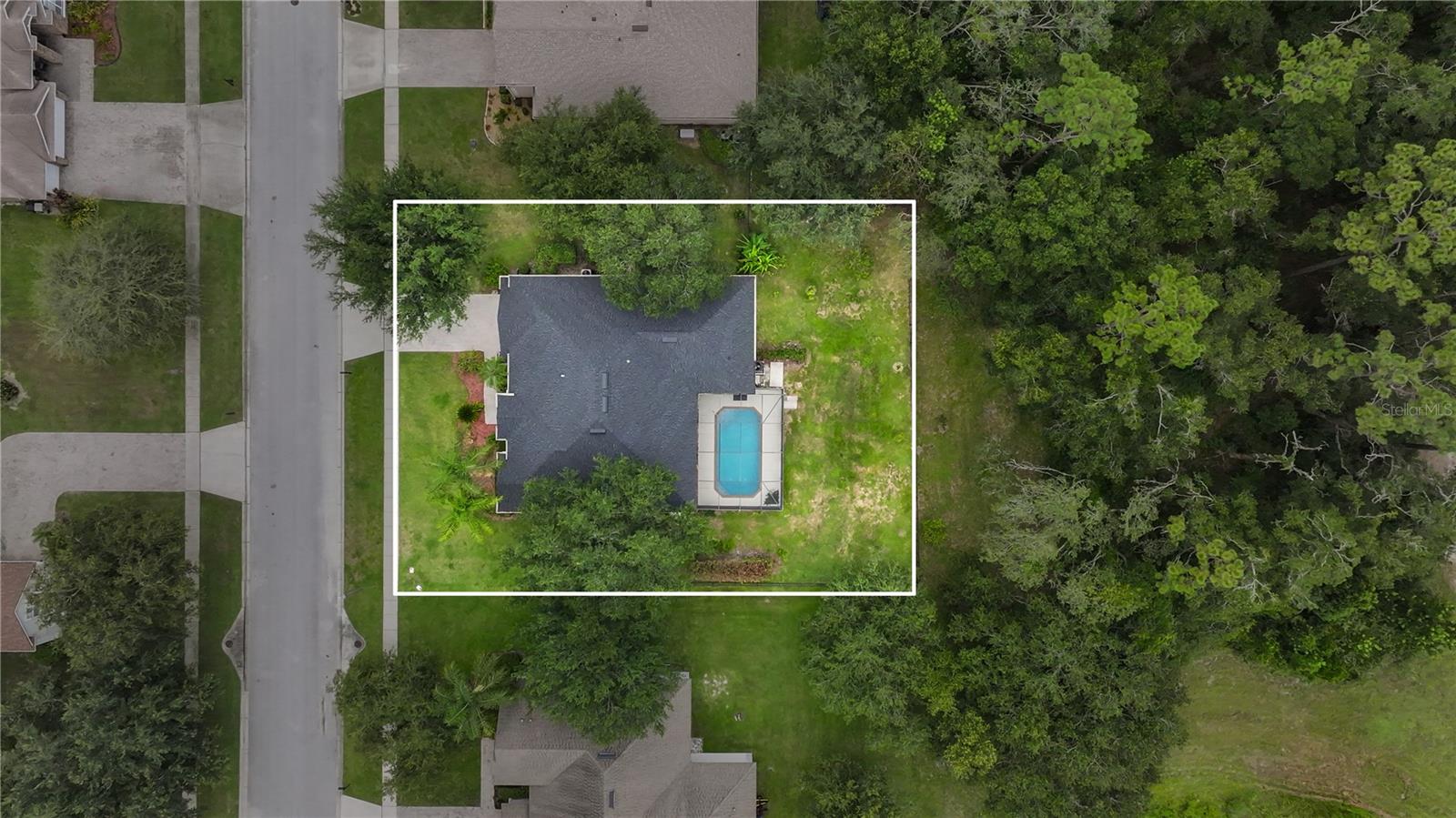 Image 2 of 96 For 640 Brookfield Pl