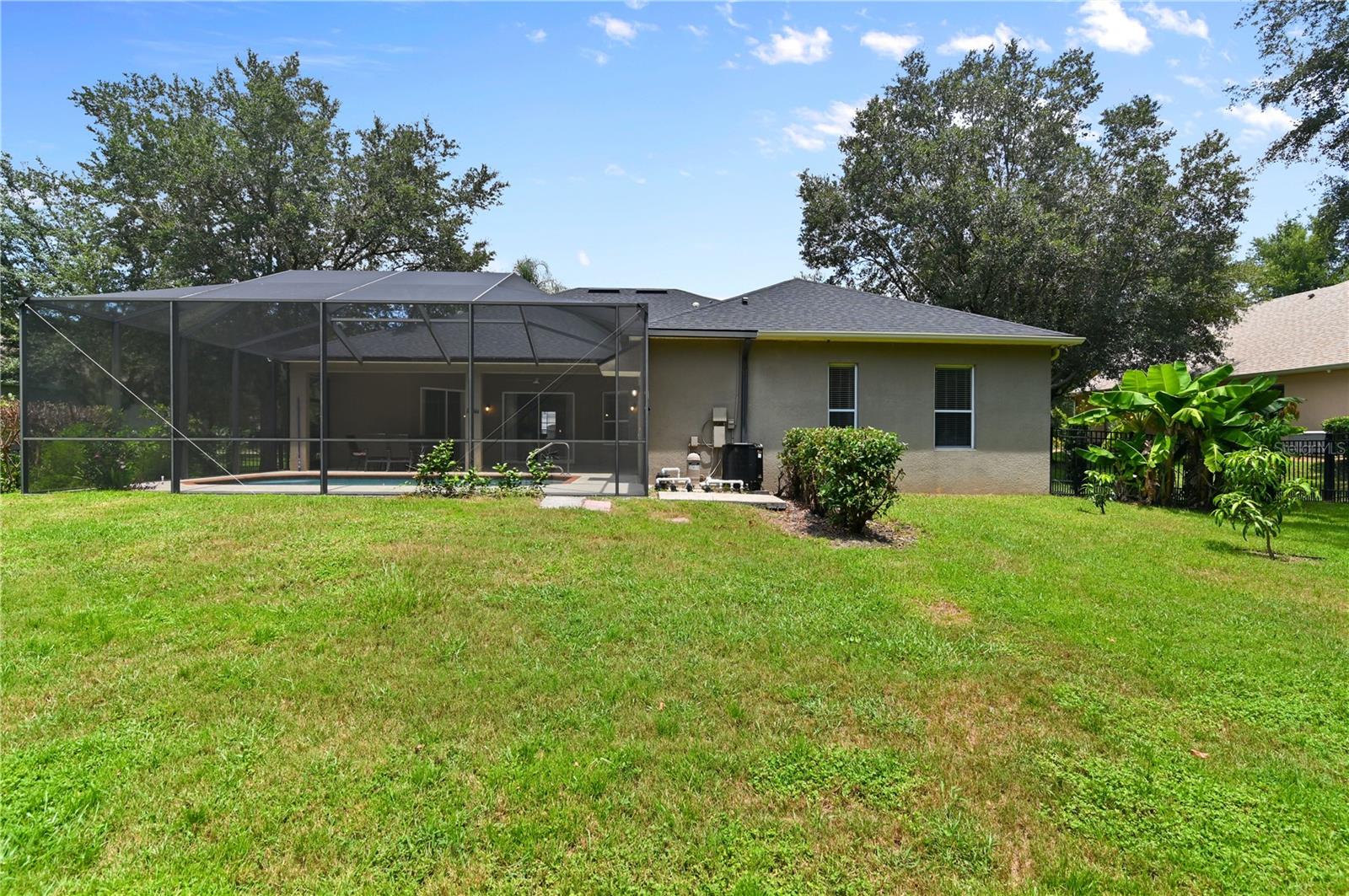 Image 69 of 96 For 640 Brookfield Pl