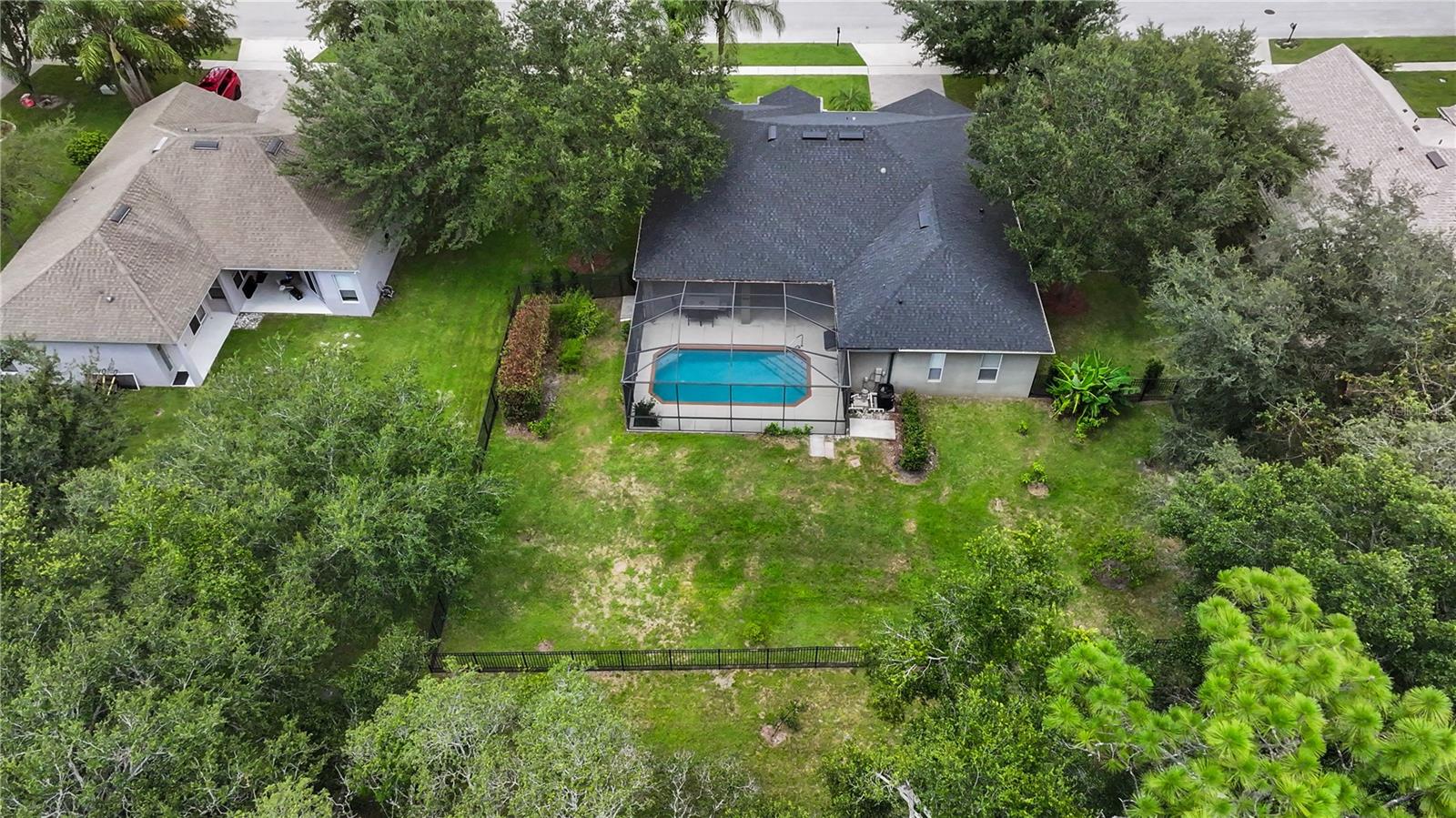 Image 81 of 96 For 640 Brookfield Pl