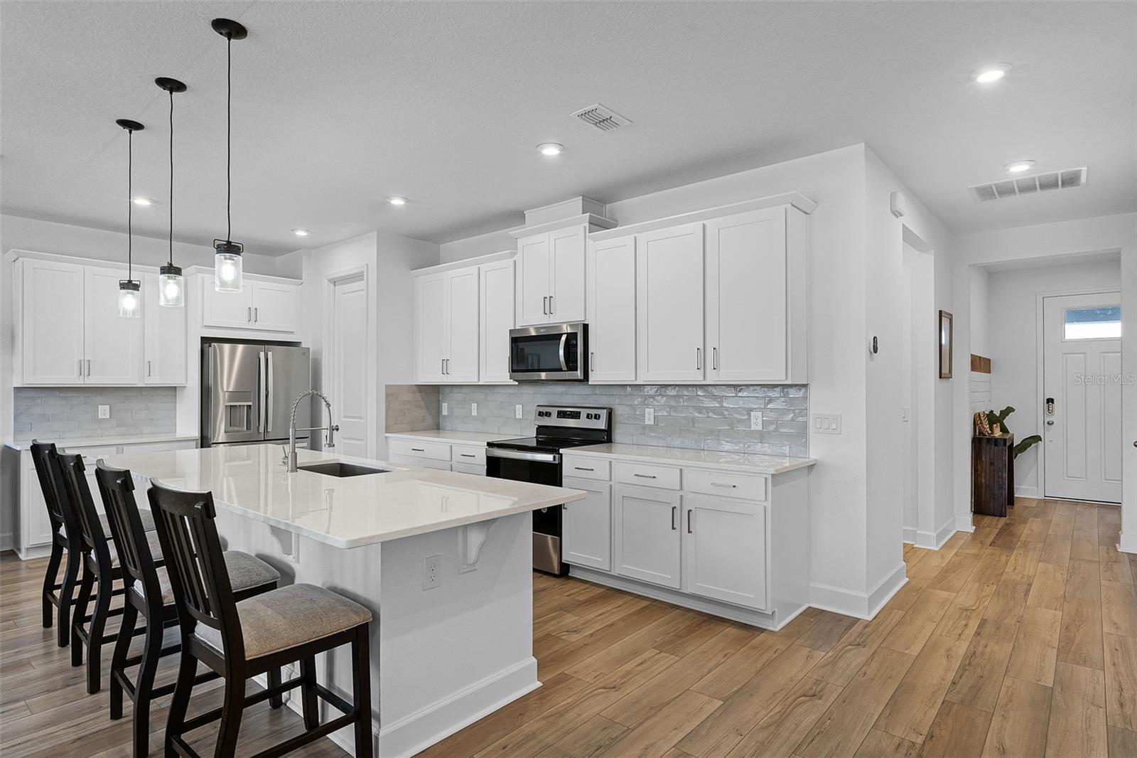 Image 4 of 42 For 2936 Wild Mulberry Drive