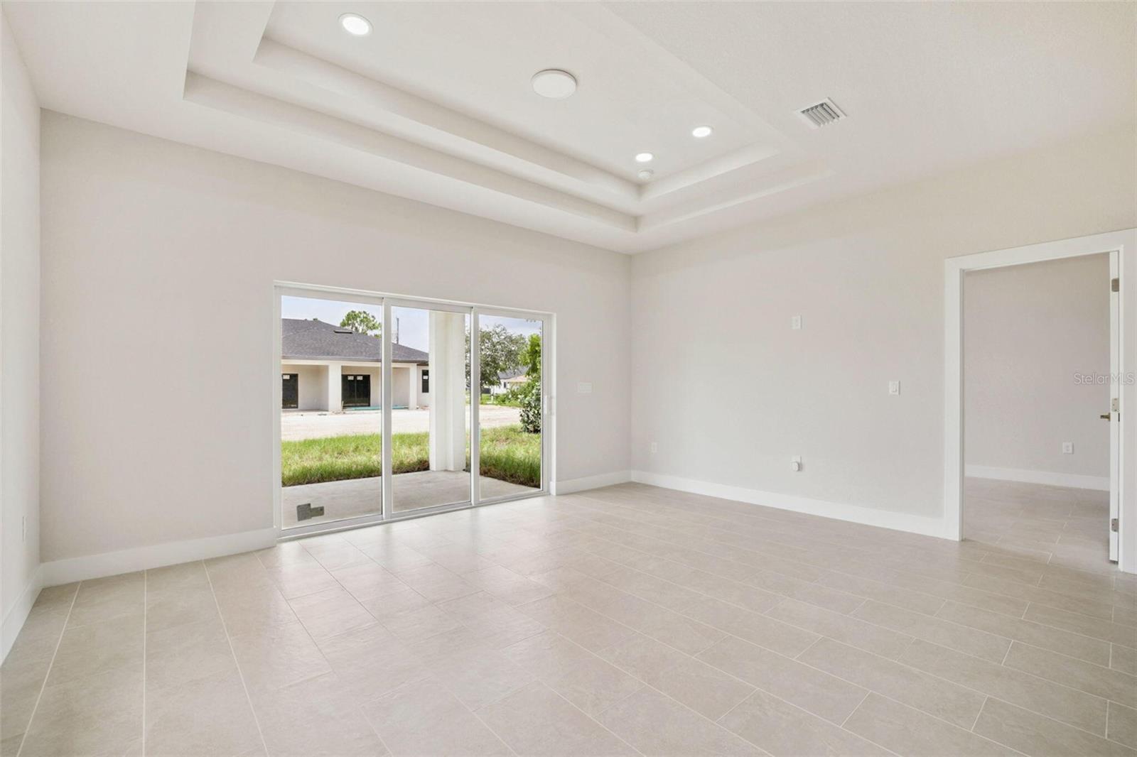 Image 19 of 25 For 4873-4875 29th Street Sw