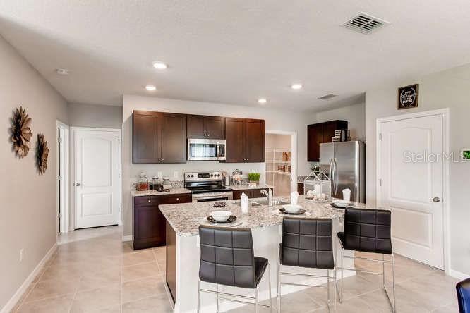 Image 7 of 24 For 2918 House Finch Road