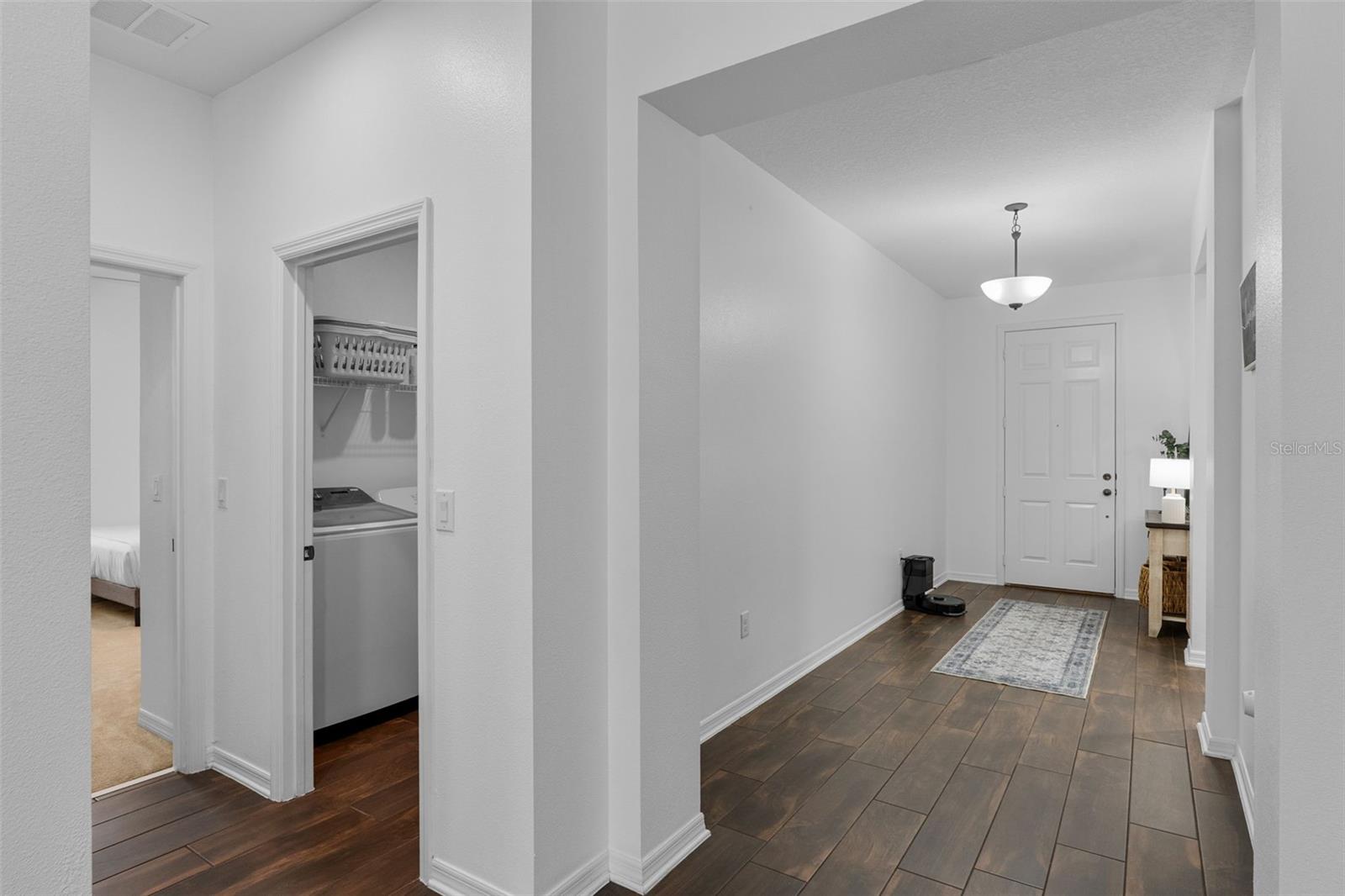 Image 11 of 59 For 17242 Hickory Wind Dr