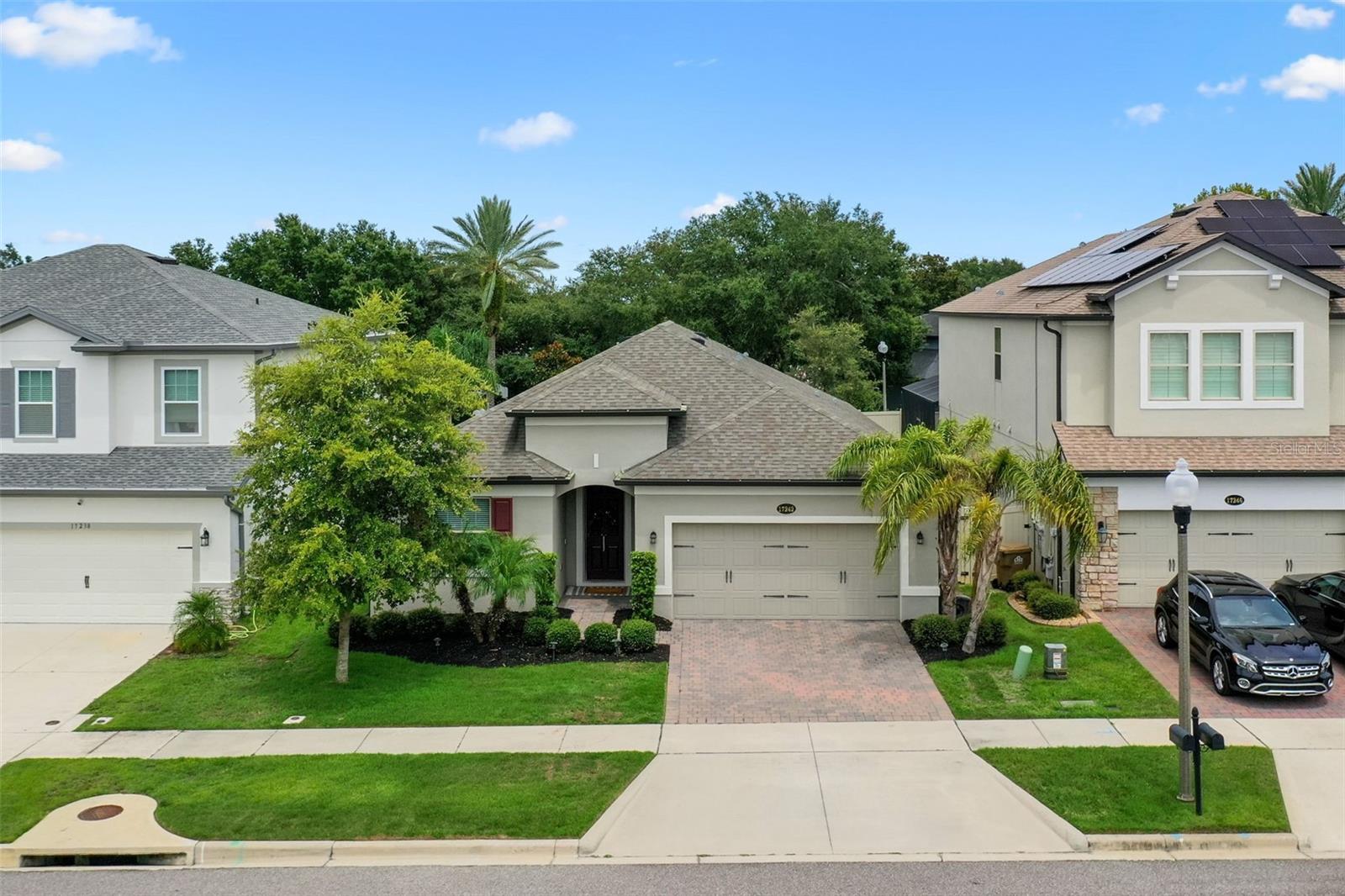 Image 4 of 59 For 17242 Hickory Wind Dr
