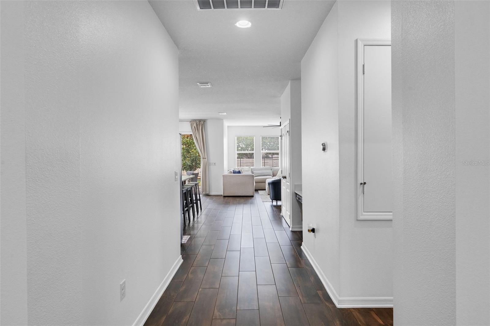 Image 7 of 59 For 17242 Hickory Wind Dr
