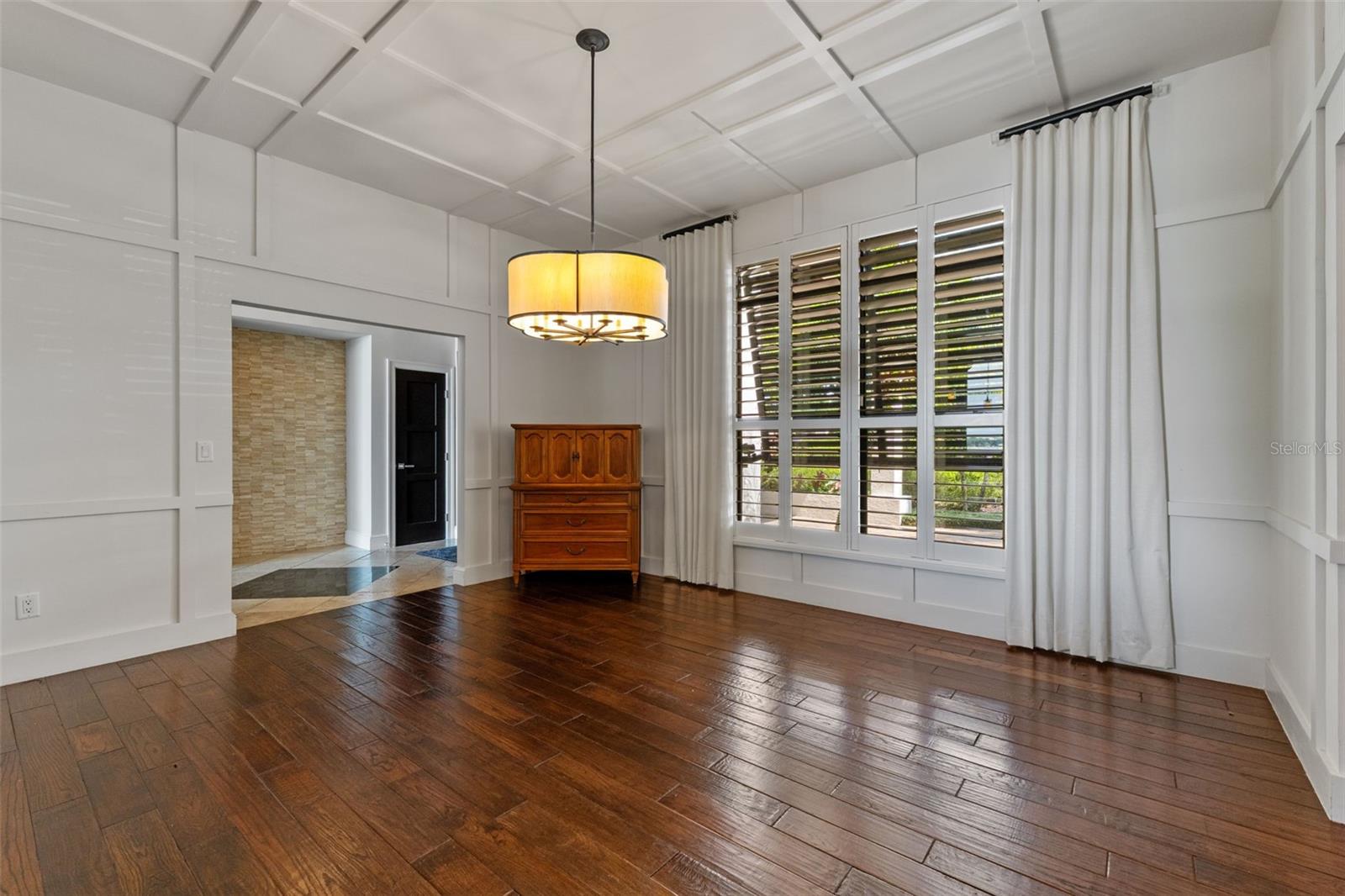 Image 10 of 93 For 10545 Down Lakeview Circle