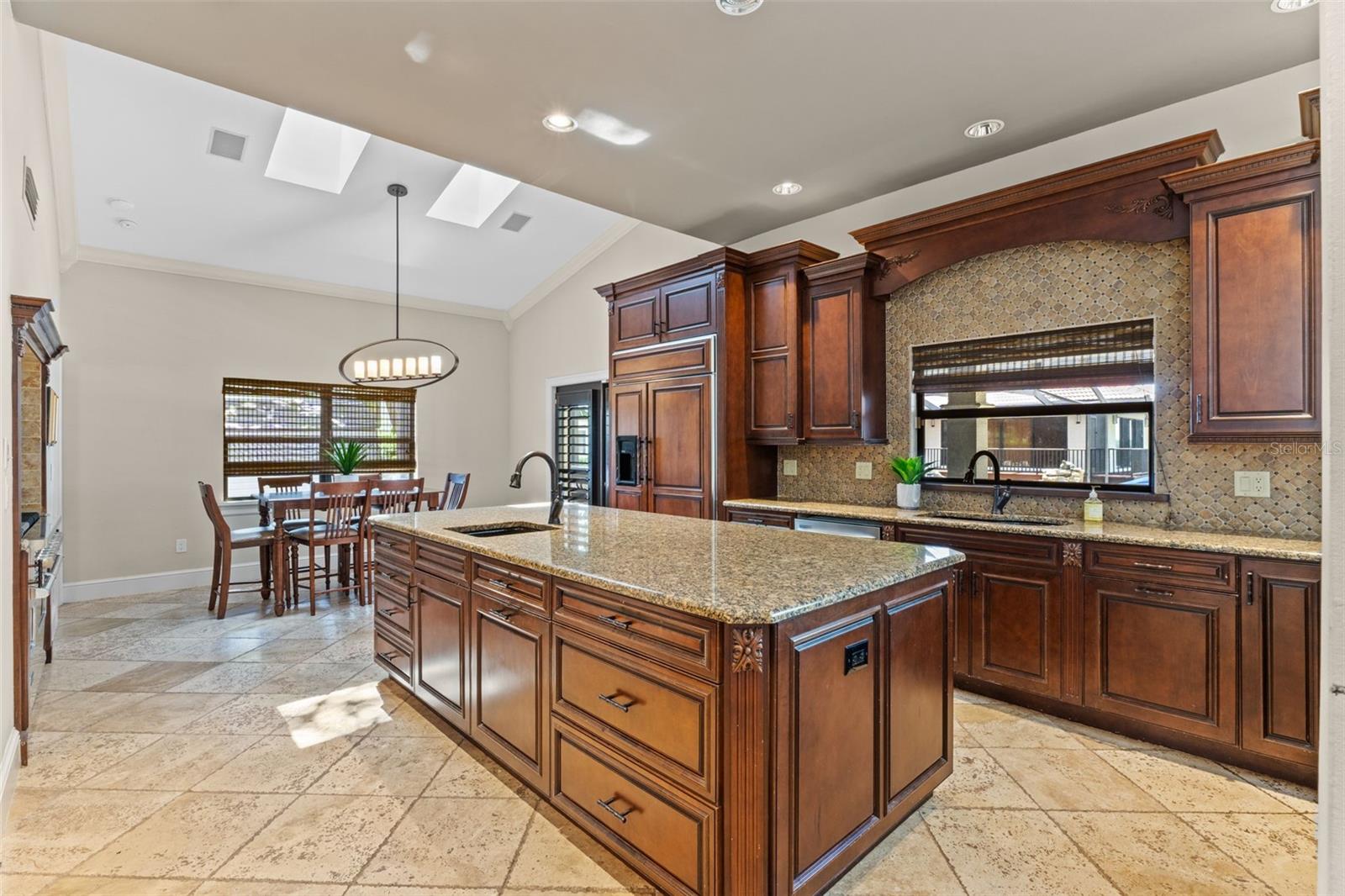 Image 20 of 93 For 10545 Down Lakeview Circle