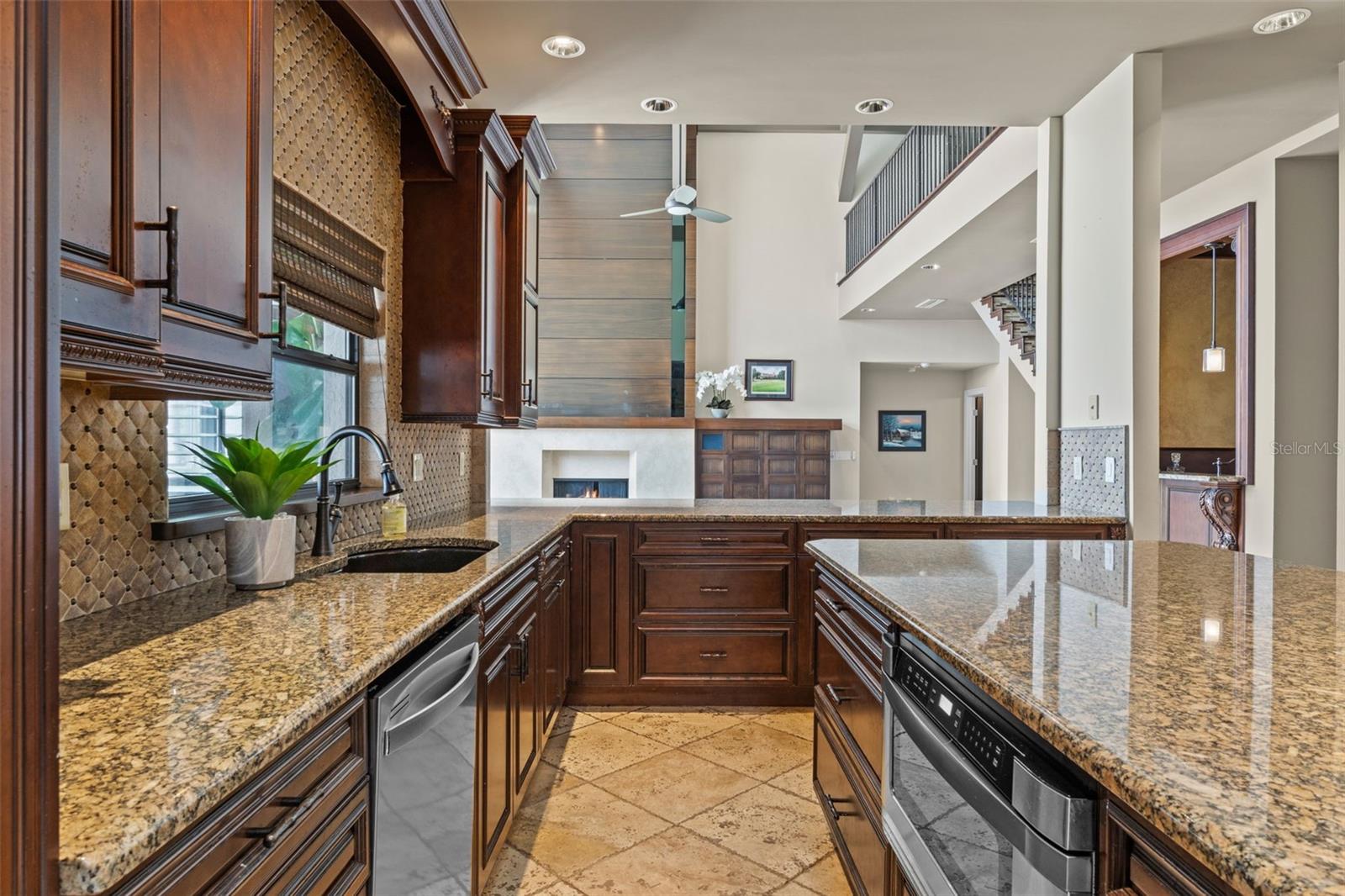 Image 22 of 93 For 10545 Down Lakeview Circle