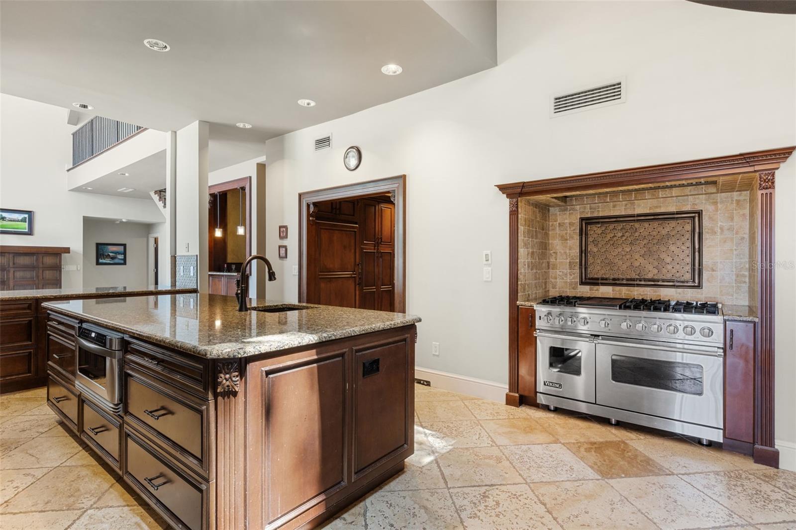 Image 24 of 93 For 10545 Down Lakeview Circle