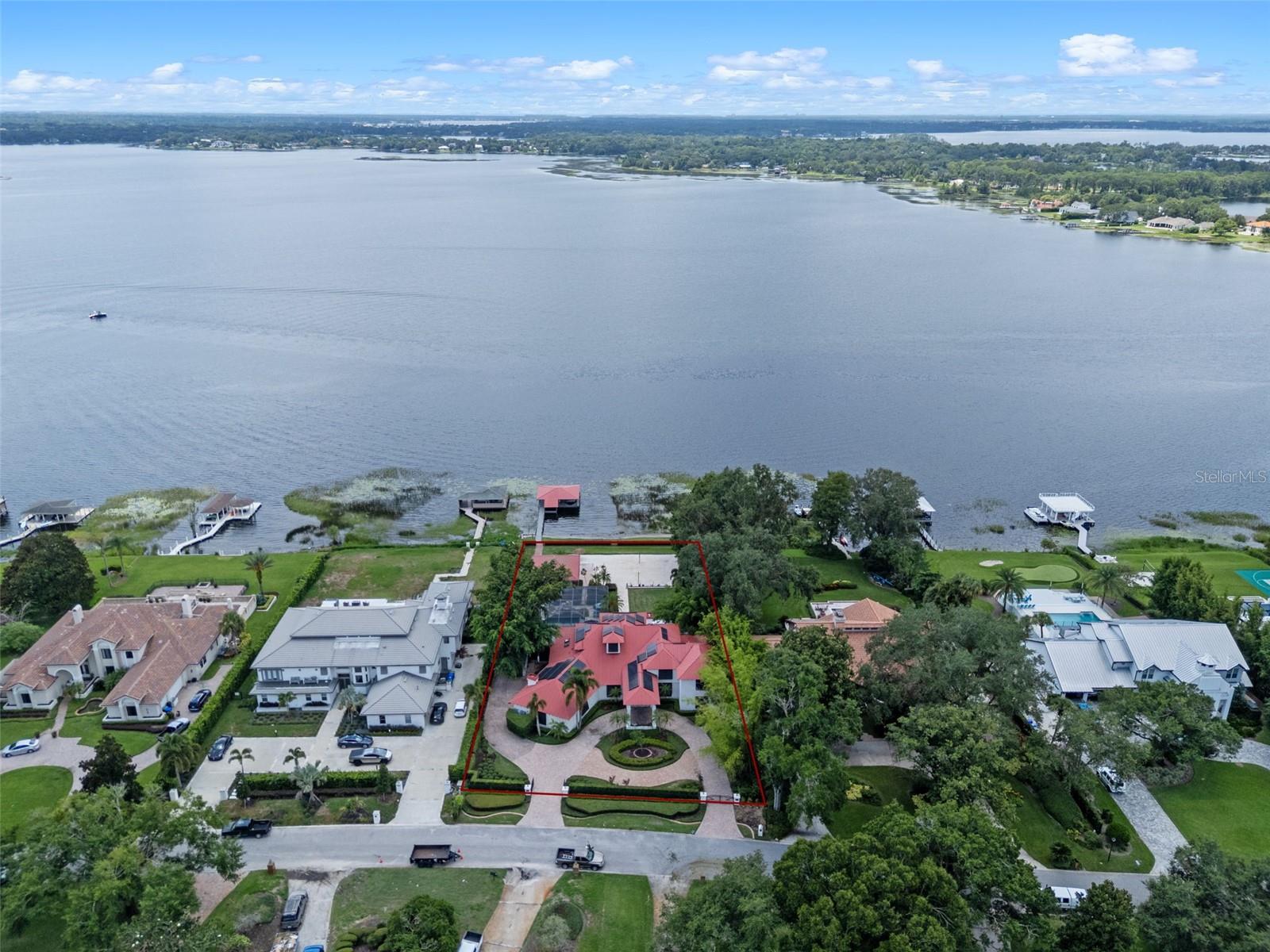 Image 4 of 93 For 10545 Down Lakeview Circle