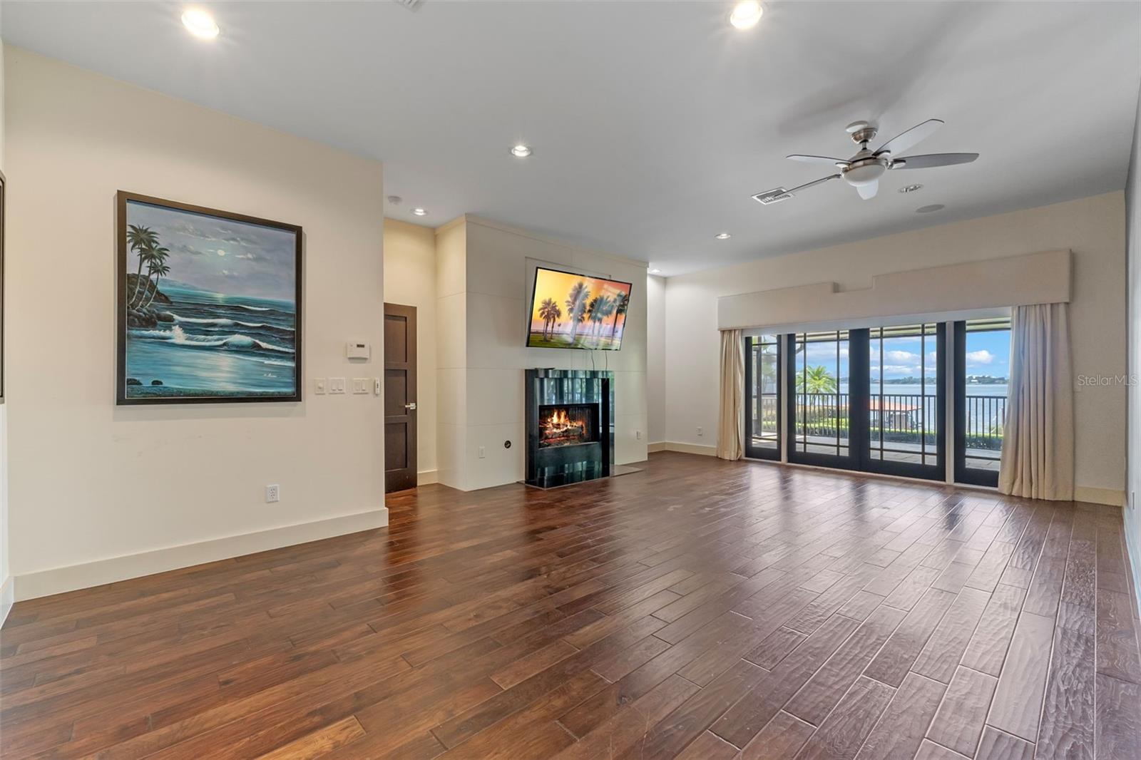 Image 40 of 93 For 10545 Down Lakeview Circle