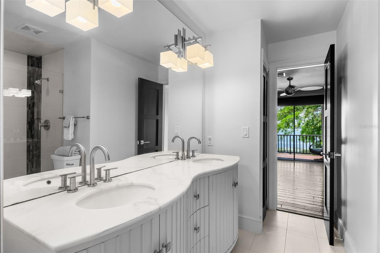 Image 57 of 93 For 10545 Down Lakeview Circle