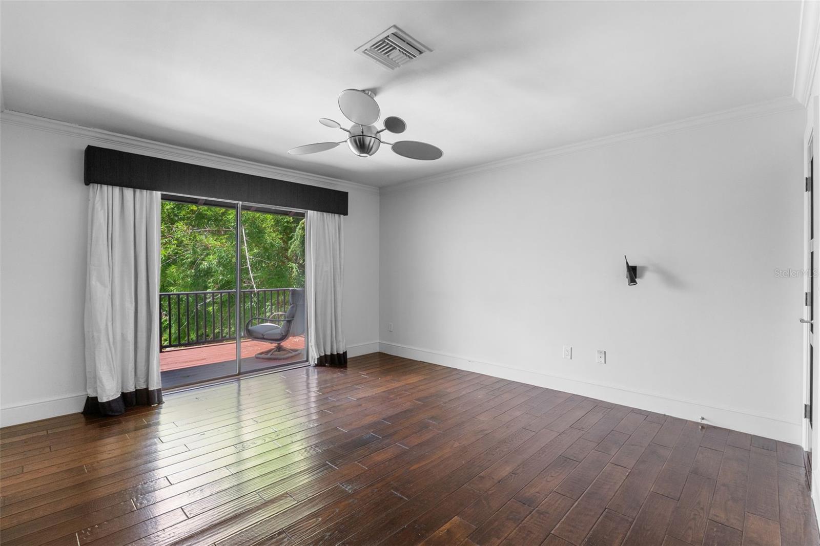 Image 61 of 93 For 10545 Down Lakeview Circle