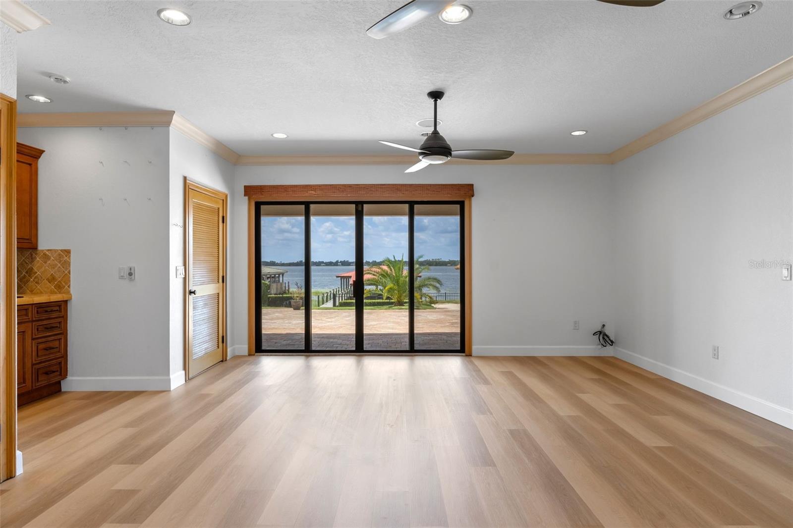 Image 79 of 93 For 10545 Down Lakeview Circle