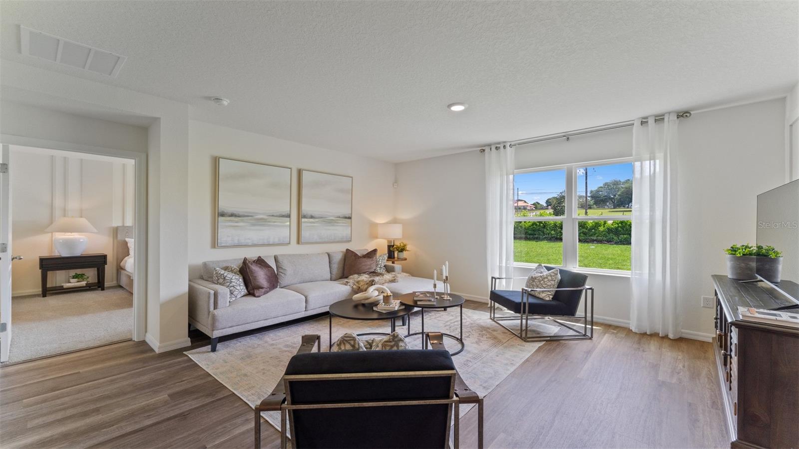 Image 13 of 36 For 1004 Ellerston Street