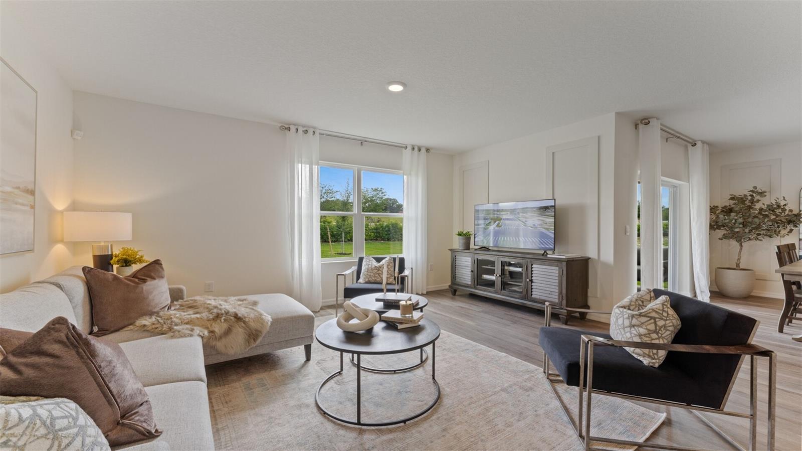 Image 14 of 36 For 1004 Ellerston Street