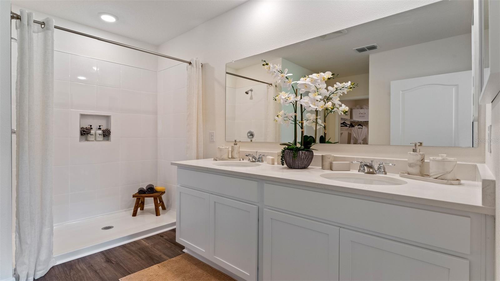 Image 20 of 36 For 1004 Ellerston Street