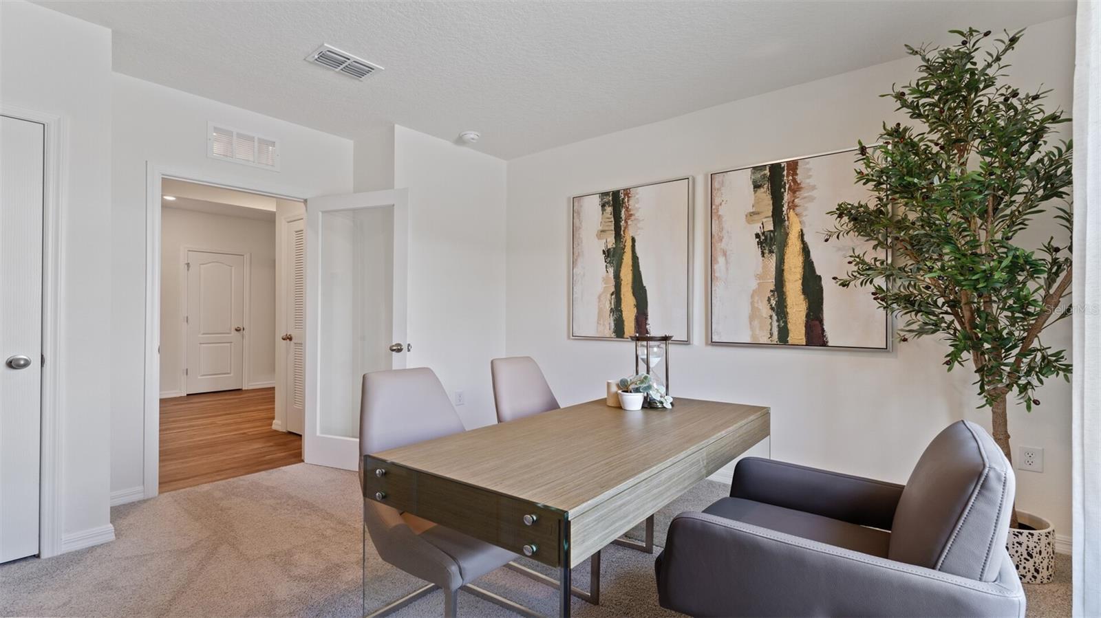 Image 3 of 36 For 1004 Ellerston Street