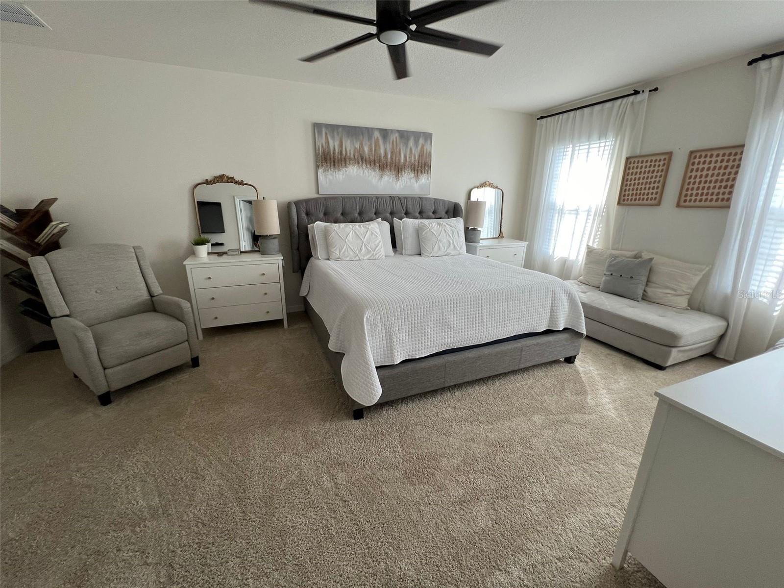 Image 17 of 42 For 5585 Winona Drive