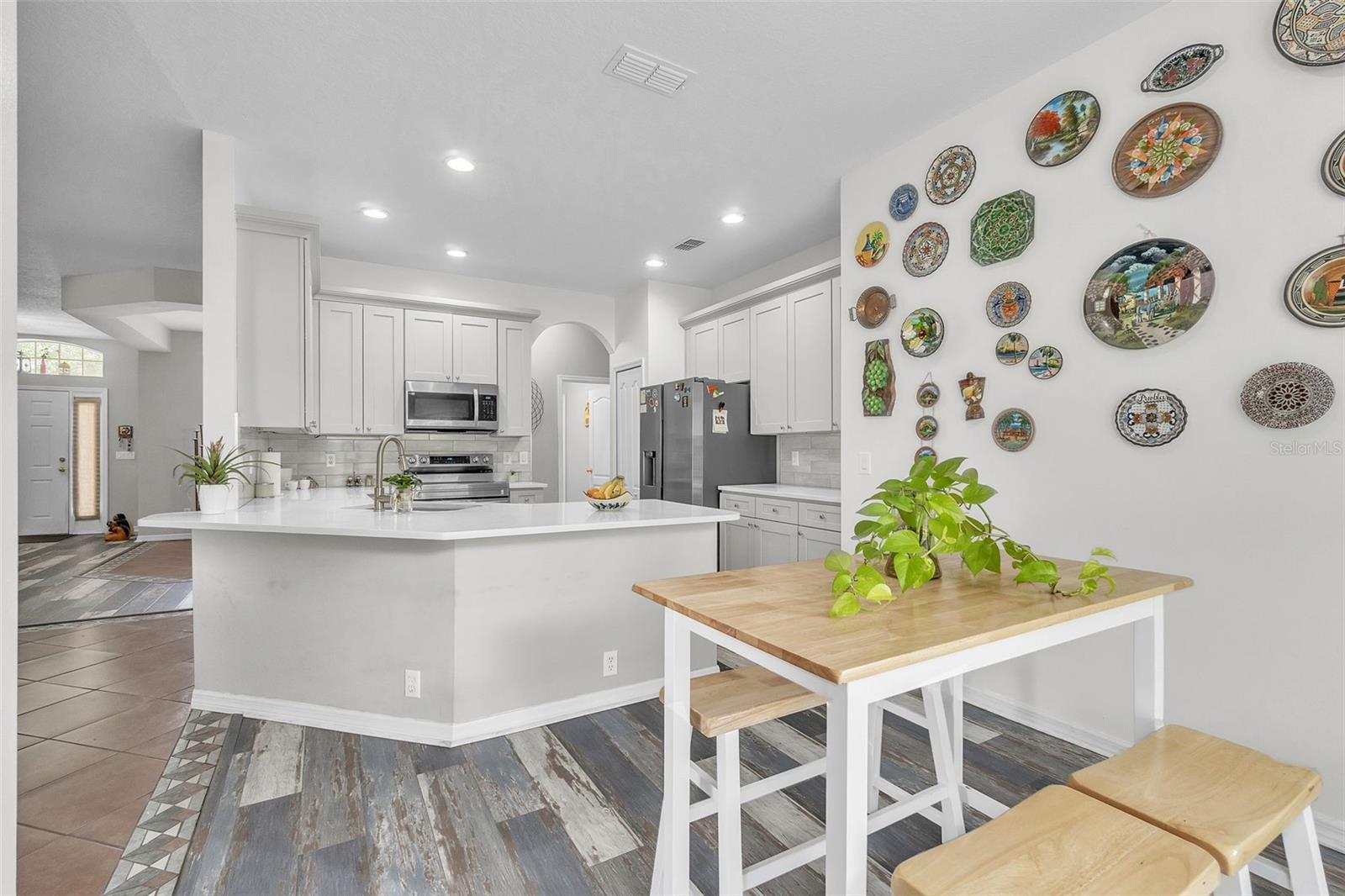 Image 22 of 39 For 405 Kehoe Boulevard