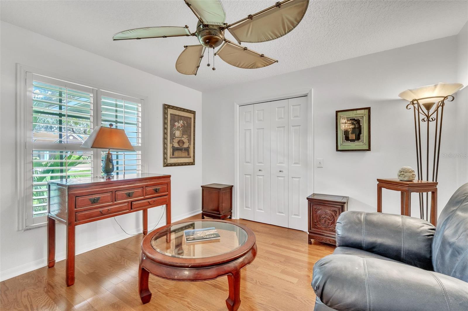 Image 18 of 61 For 413 Horseshoe Lane Ne