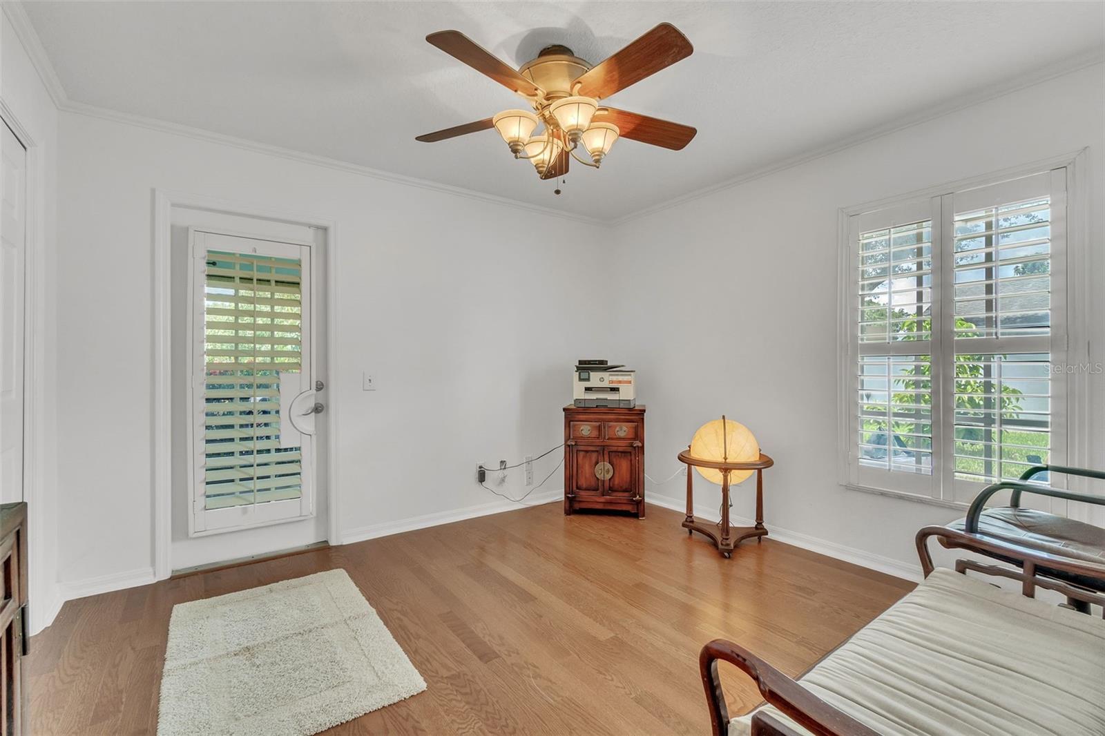Image 30 of 61 For 413 Horseshoe Lane Ne