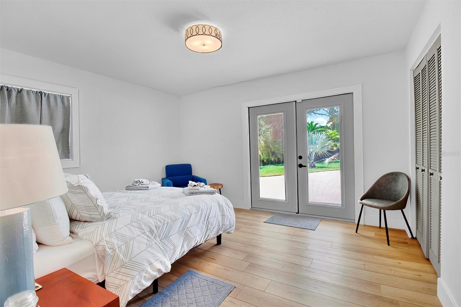 Image 40 of 51 For 4101 39th Avenue S
