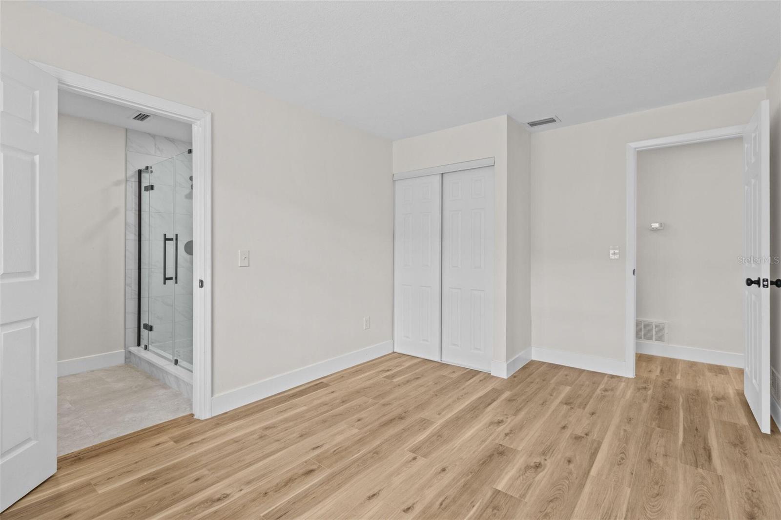 Image 24 of 30 For 671 25th Street Sw