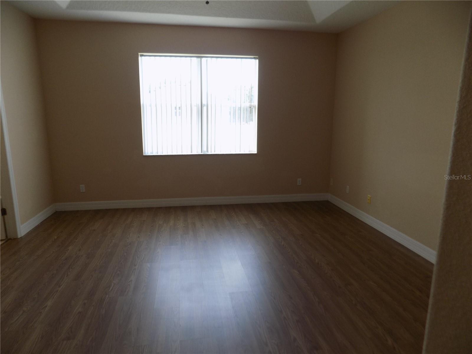 Image 11 of 17 For 3037 Tobago Avenue