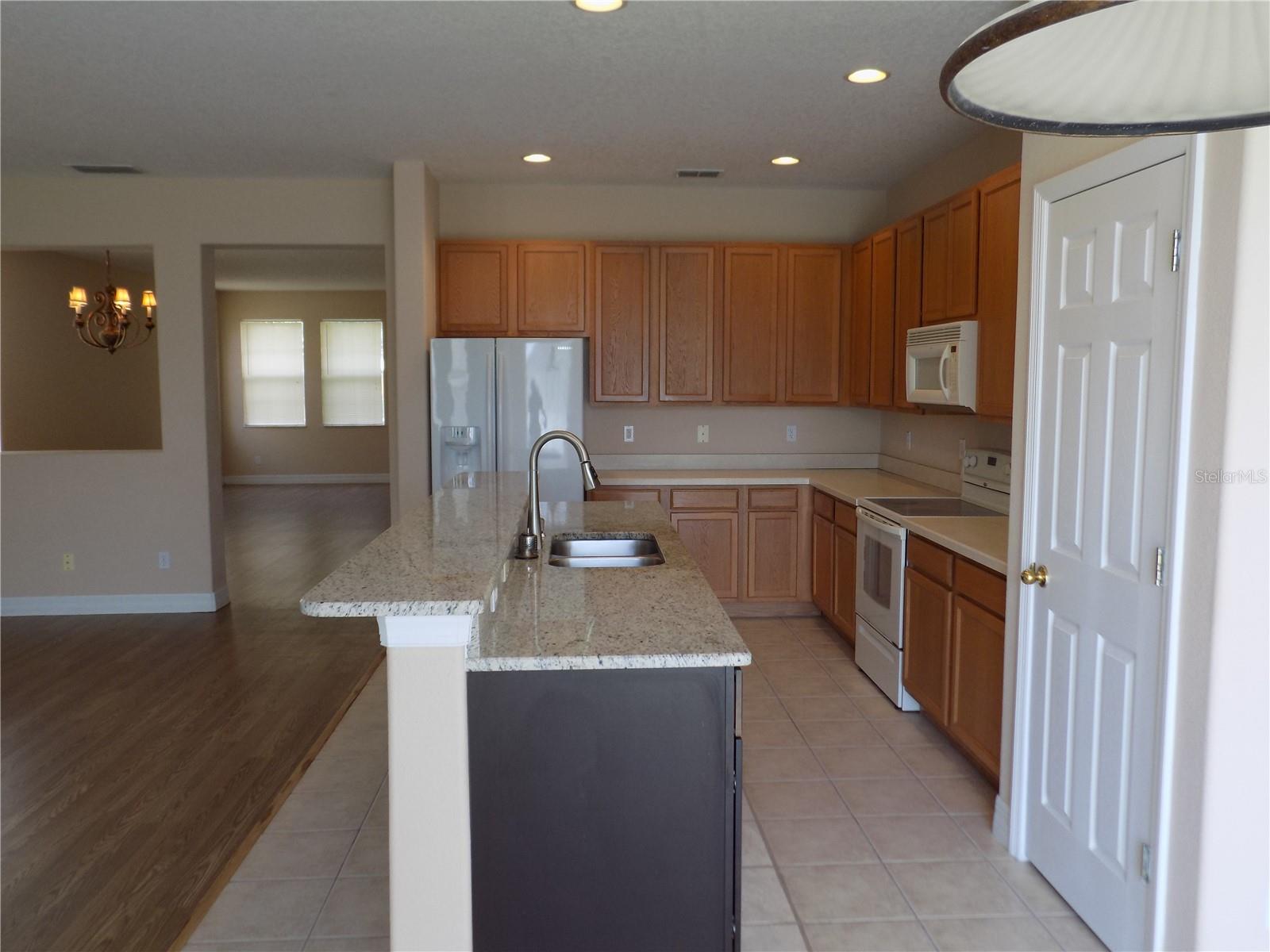 Image 2 of 17 For 3037 Tobago Avenue