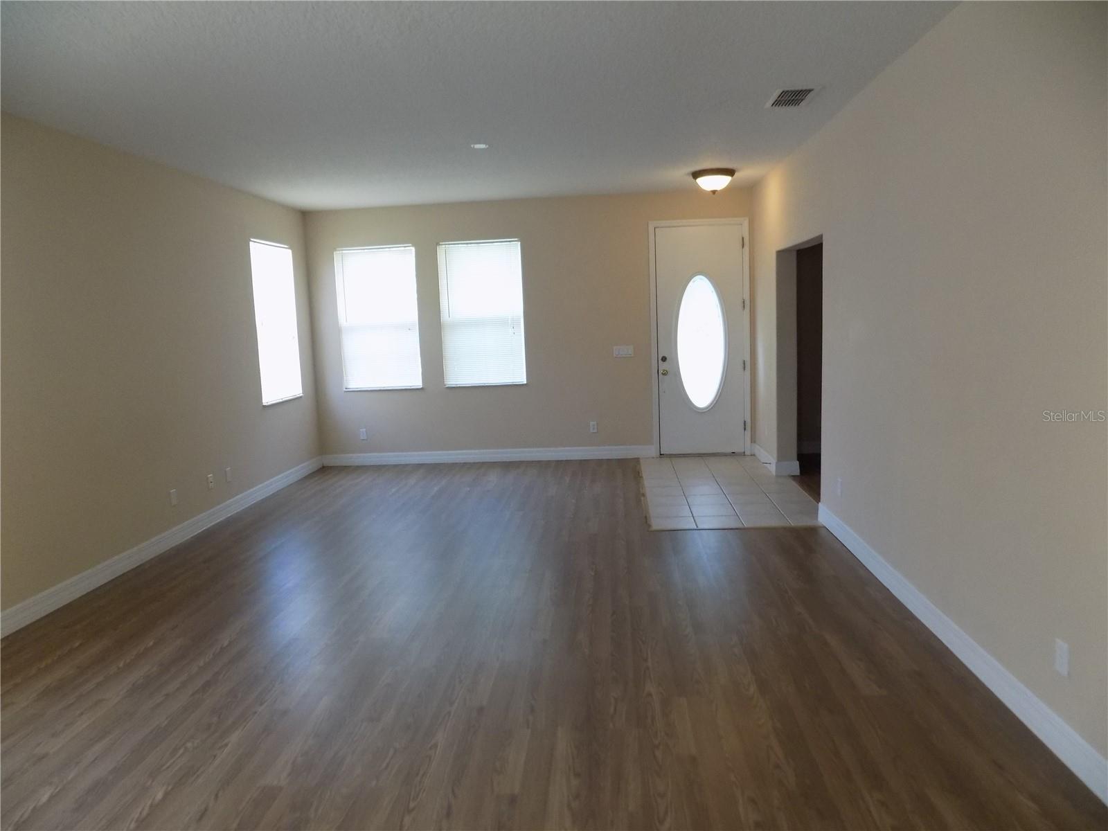 Image 6 of 17 For 3037 Tobago Avenue