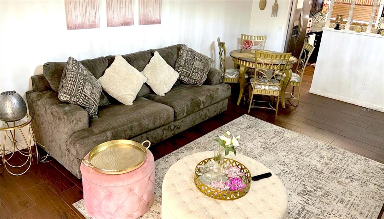Image 3 of 7 For 7065 Balboa Drive 7065