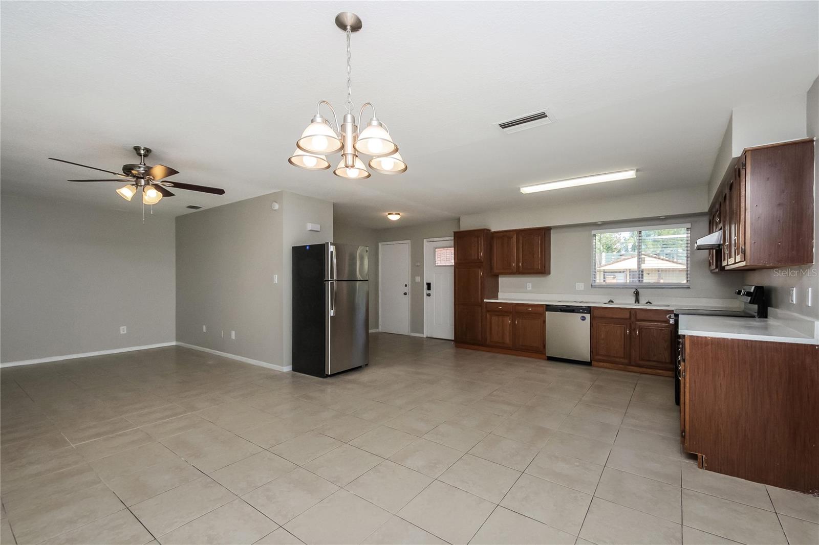 Image 6 of 16 For 10126 Musket Lane
